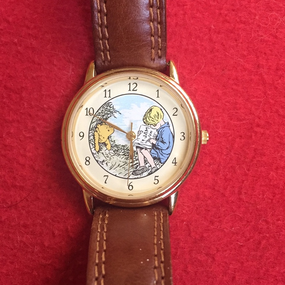Disney Classic Winnie the Pooh  Wrist Watch